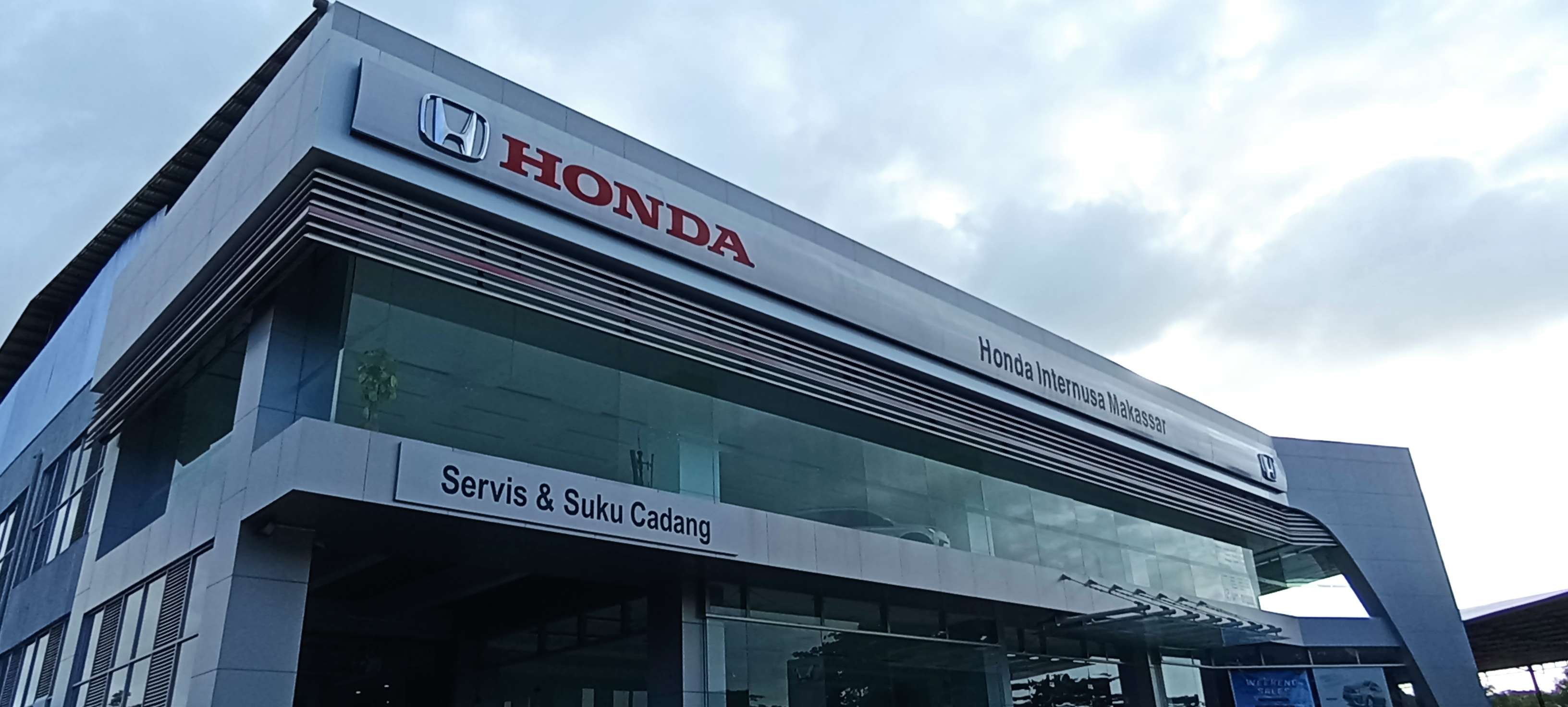 https://hondainternusamakassar.websites.co.in/files/777785/business/logo/logo-1331766794.jpeg